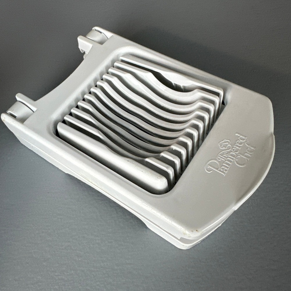 Pampered Chef Egg Slicer White 1182 Stainless Steel Wire Kitchen Tool